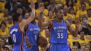 1463458128-2016-05-17t034533z1643156806nocidrtrmadp3nba-playoffs-oklahoma-city-thunder-at-golden-state-warriors