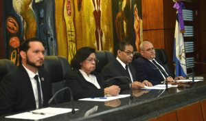 Mariano Germán y otros miembros del Consejo del Poder Judicial.