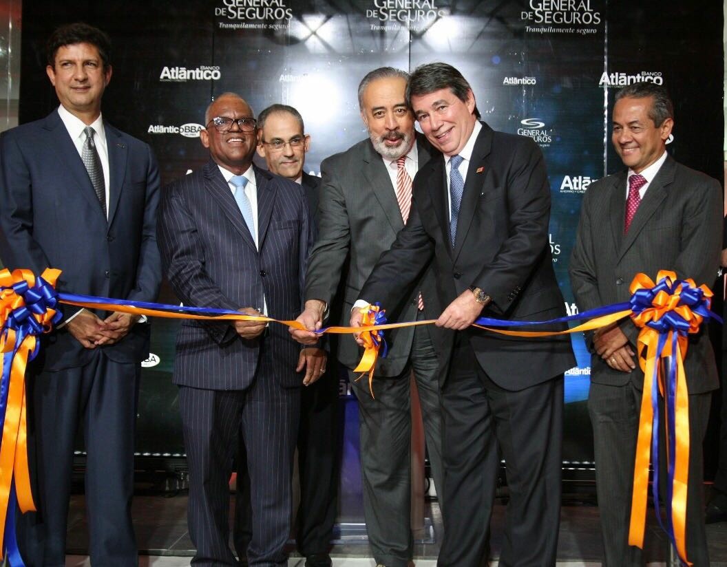 Inauguran oficinas de Banco Atlántico y General de Seguros