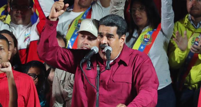 Maduro reelecto hasta 2025 en comicios desconocidos por oposición
