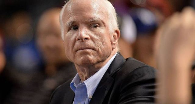 Muere el senador estadounidense John McCain