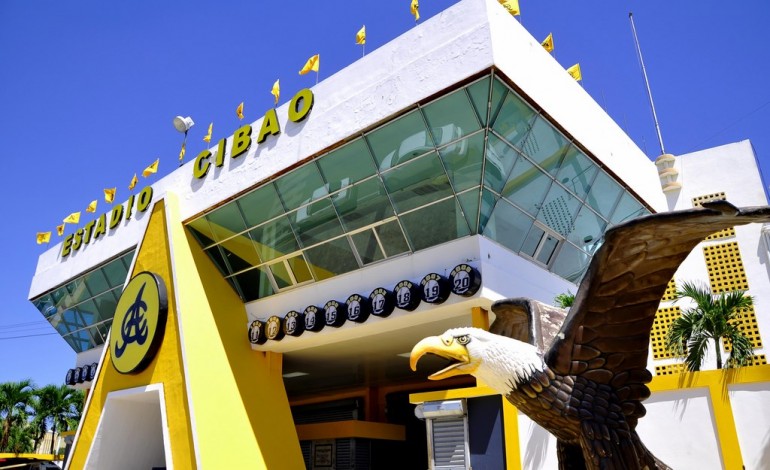 Aguilas Cibaeñas llaman pitchers y cátchers a prácticas