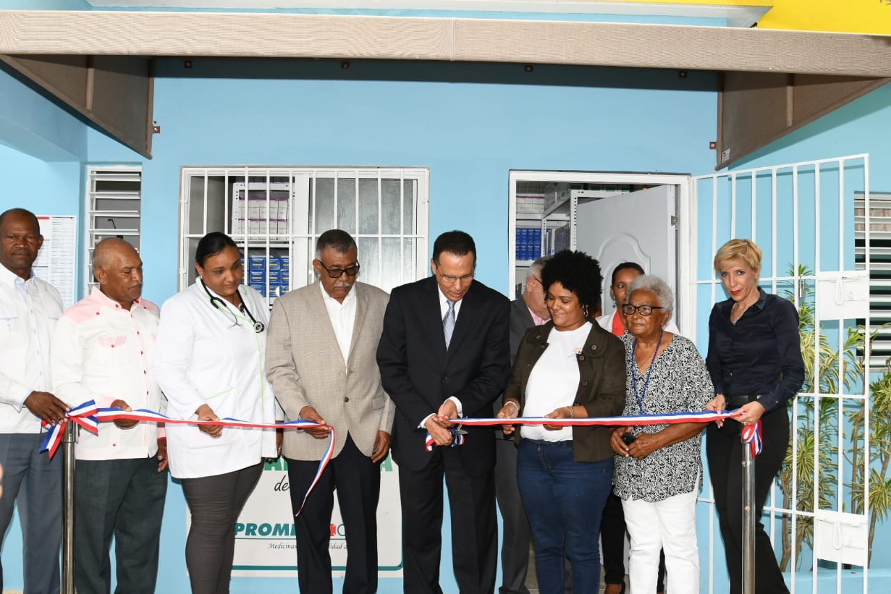 PROMESE/CAL pone en funcionamiento su Farmacia del Pueblo 527 en el Distrito Municipal de Sabana Cruz