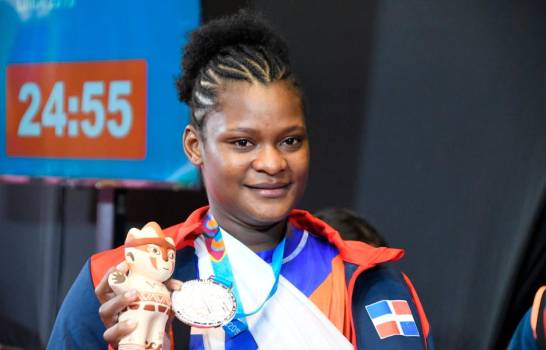 Pesas con cierre histórico y boxeo lleva a tres pugilistas a la final en Lima 2019