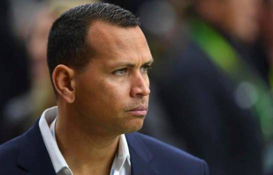Le roban más de 500 mil dólares en joyas y artículos a Álex Rodríguez