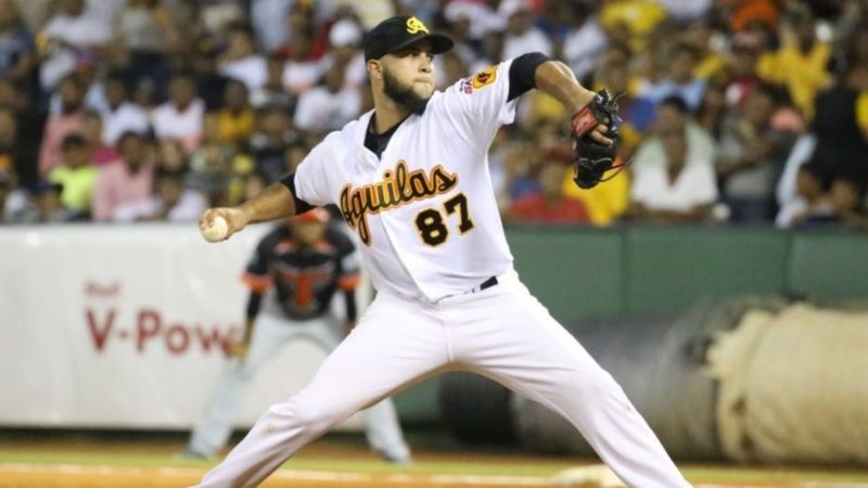Aguilas abren hoy sus prácticas; Estrellas contratan cubano; Leones con permisos