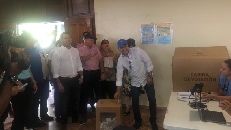 Abel Martínez gana candidatura de Santiago durante primarias del PLD