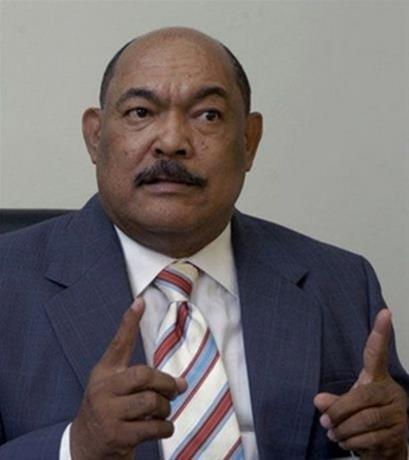 Alburquerque llama a Abinader a poner orden en el mercado de combustibles