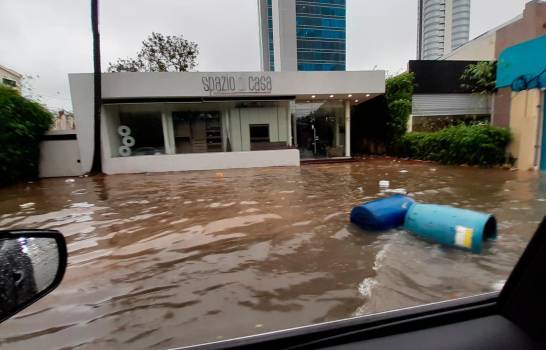 La ciudad inundada desde la madrugada