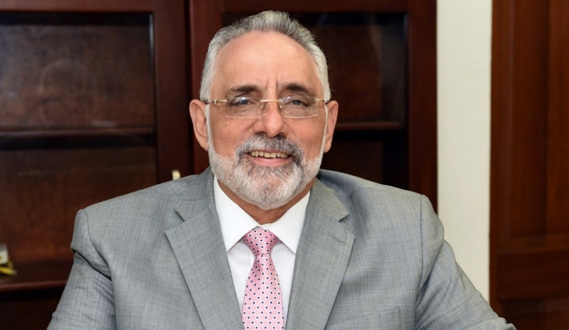 Lidom reelige a Vitelio Mejía como presidente