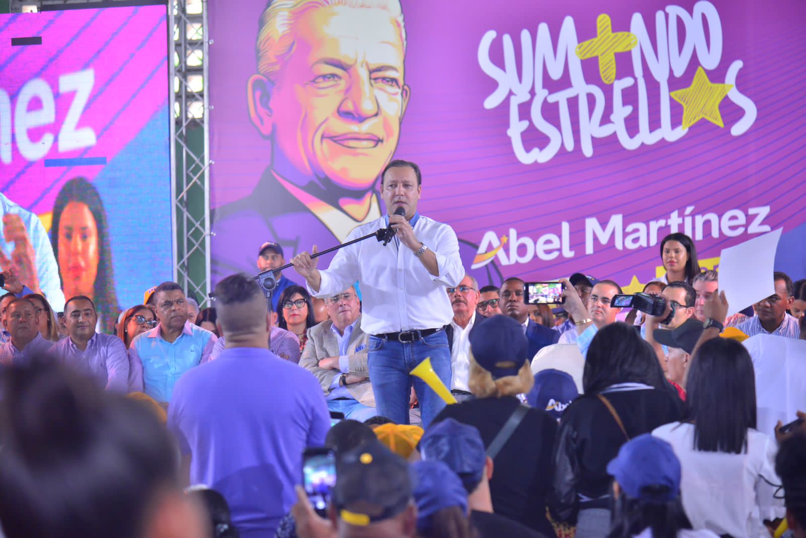 Abel Martínez: “no hay ruido más nefasto que el caldero vacío de las familias pobres en RD”