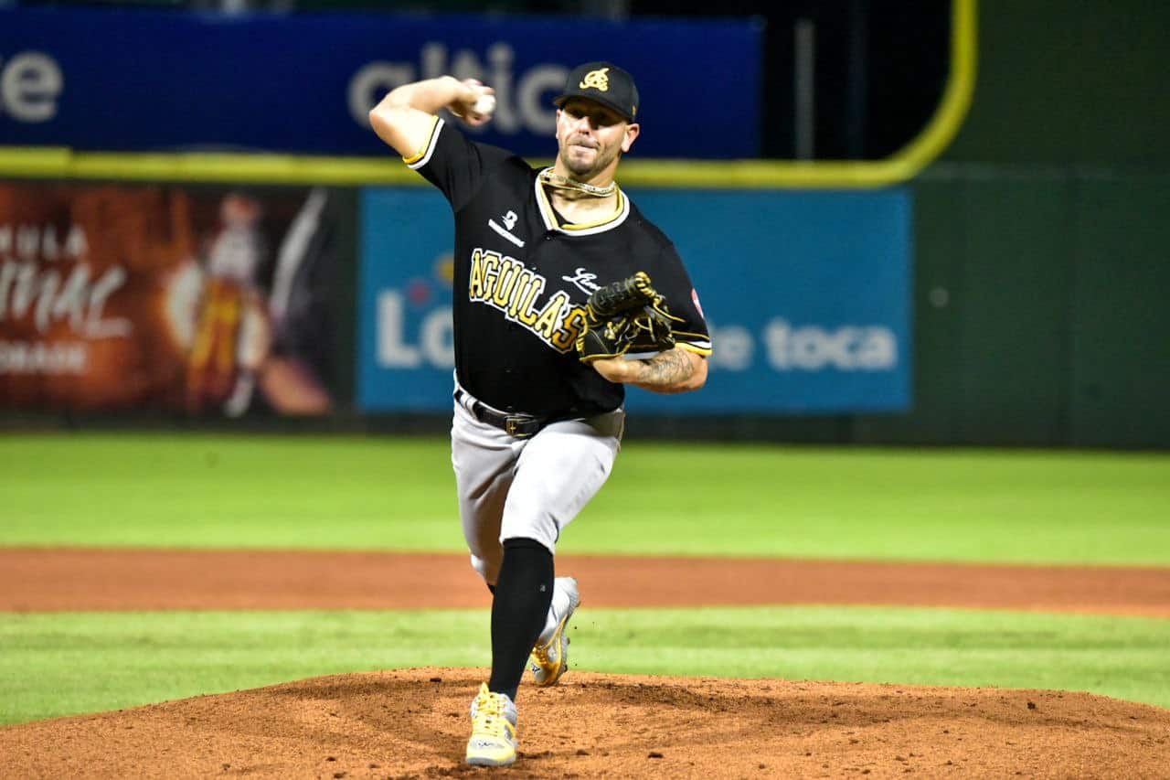 Águilas Cibaeñas toman el liderato en Dominicana