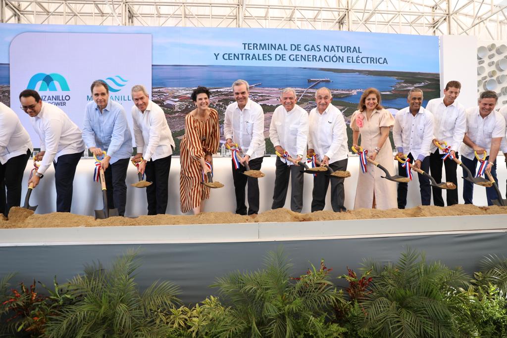 Presidente Abinader dio inicio a la construcción del proyecto energético en Manzanillo