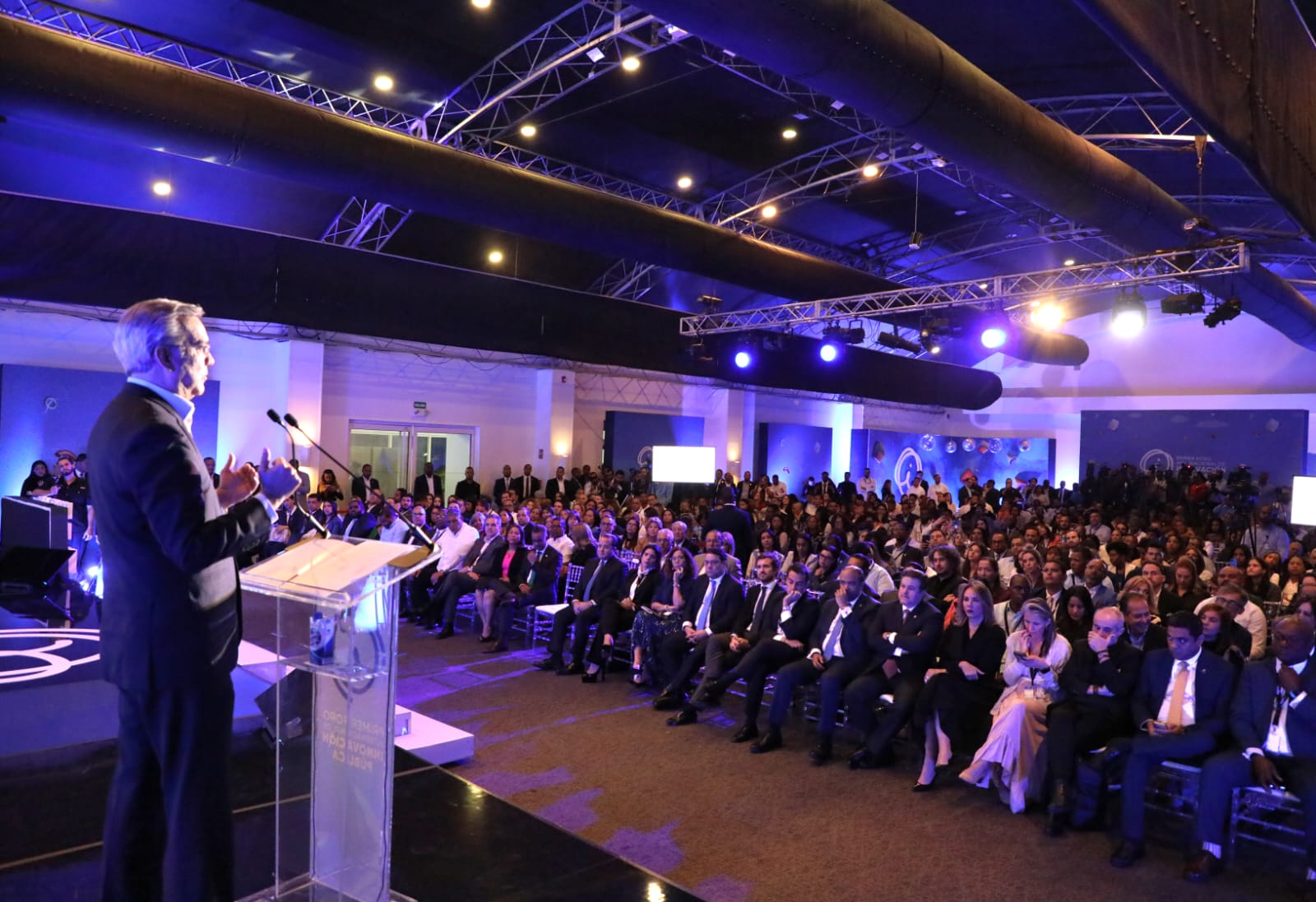 Presidente Abinader: «Estamos trabajando para dar a nuestros ciudadanos mejores servicios y mejor calidad de vida»