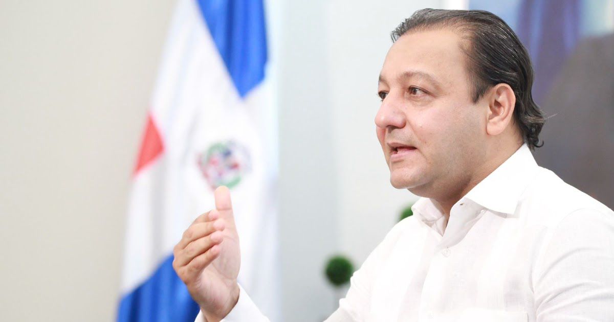 Abel Martínez: “proyecto de ley muestra el sentimiento de traición a la Patria que habita en el Palacio Nacional”