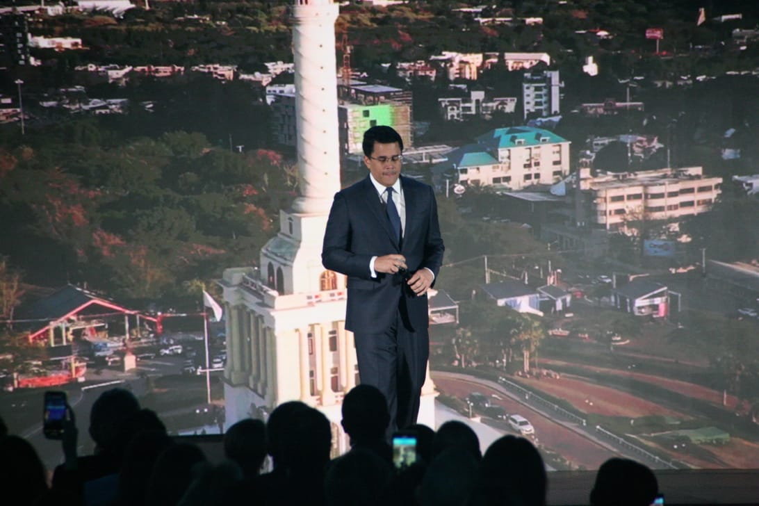 Ministro Collado presenta lo mejor de RD en Colombia.