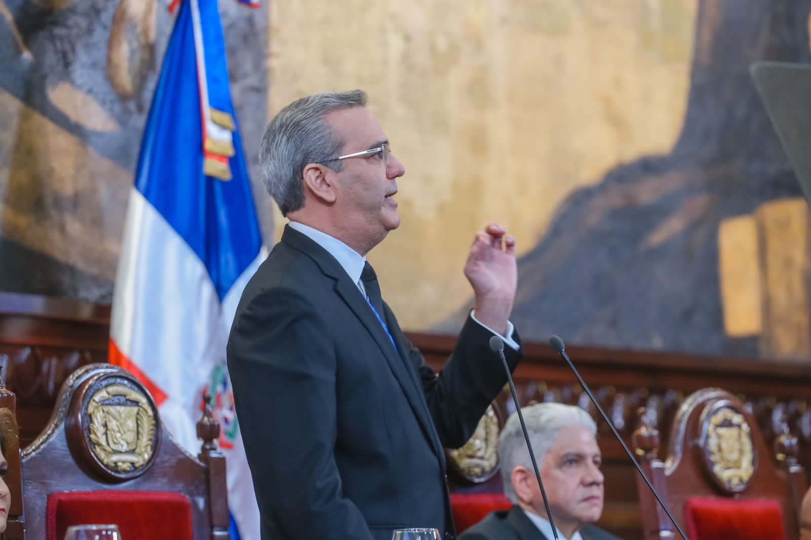 Gobierno presidente Abinader registra 403,000 empleos más que en agosto de 2020; destaca aumento en salarios mínimos