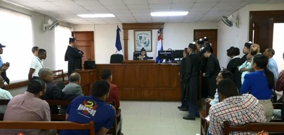 Tribunal falla a favor de organizadores del carnaval vegano.