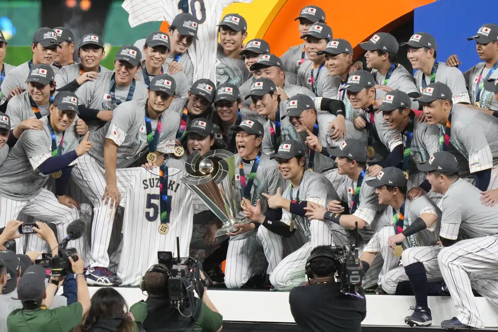 Ohtani y Japón someten 3-2 a EEUU y ganan el Clásico Mundial