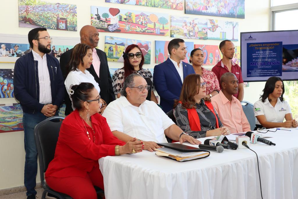 Ayuntamiento de Santiago anuncia inicio proceso solicitud de módulos en Plaza Comercial Merka Pekín