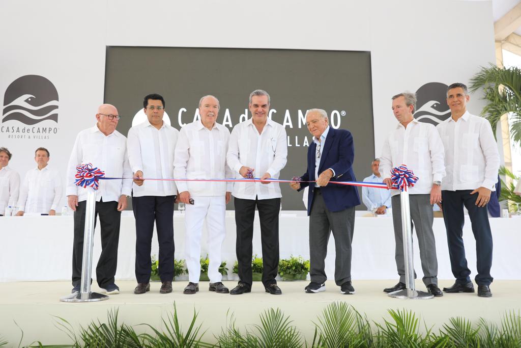 Presidente Abinader inaugura nuevo hotel suites con inversión aproximada de RD$5 mil millones en Casa de Campo