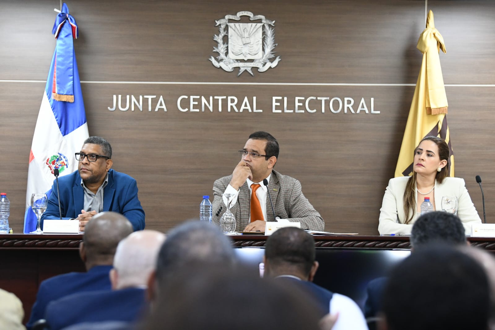 JCE sostiene reunión con delegados de organizaciones políticas