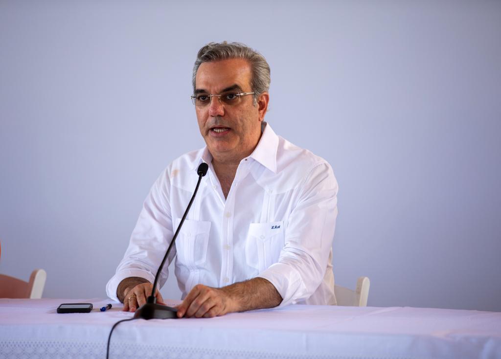 Vocero Presidencia informa presidente Abinader se encuentra afectado de COVID-19
