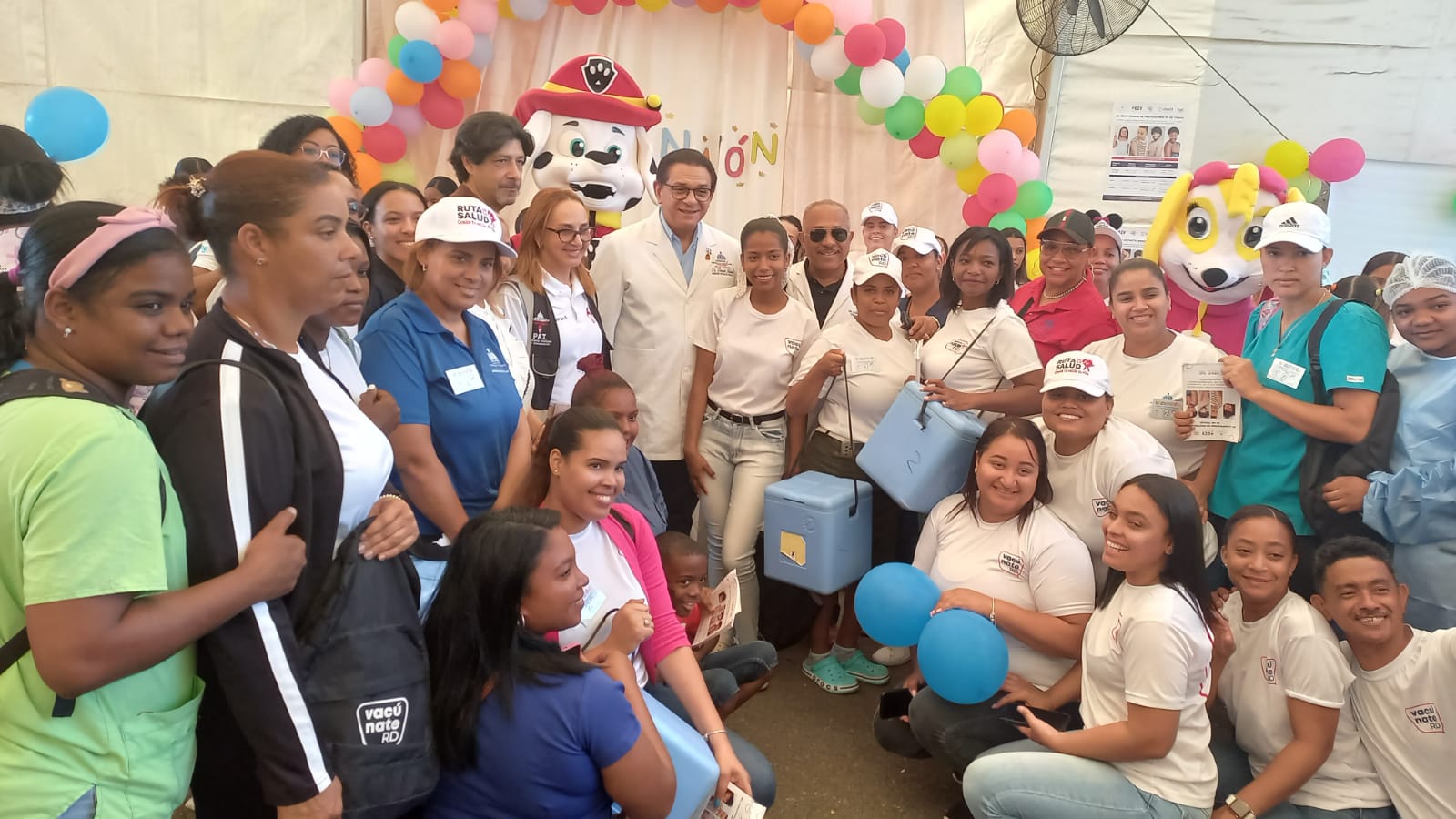 Ministro de Salud Pública dice amplían programas de vacunación en todo el país