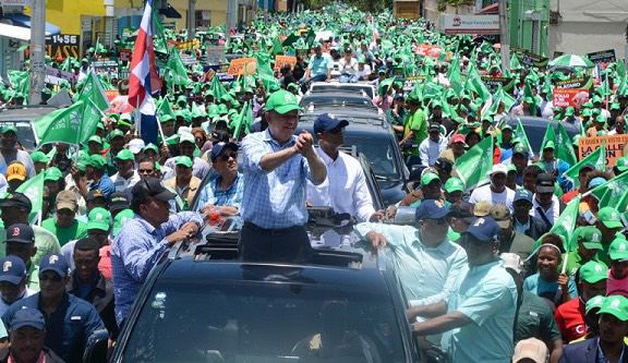 Leonel estará este fin de semana en varias provincias del Cibao y el lunes en Santo Domingo