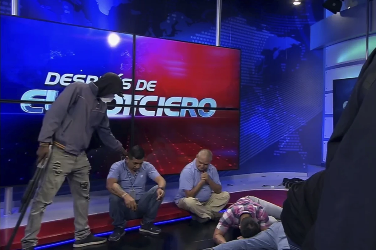 Asalto sin precedentes a canal de televisión en Ecuador deja 13 detenidos en nueva jornada violenta
