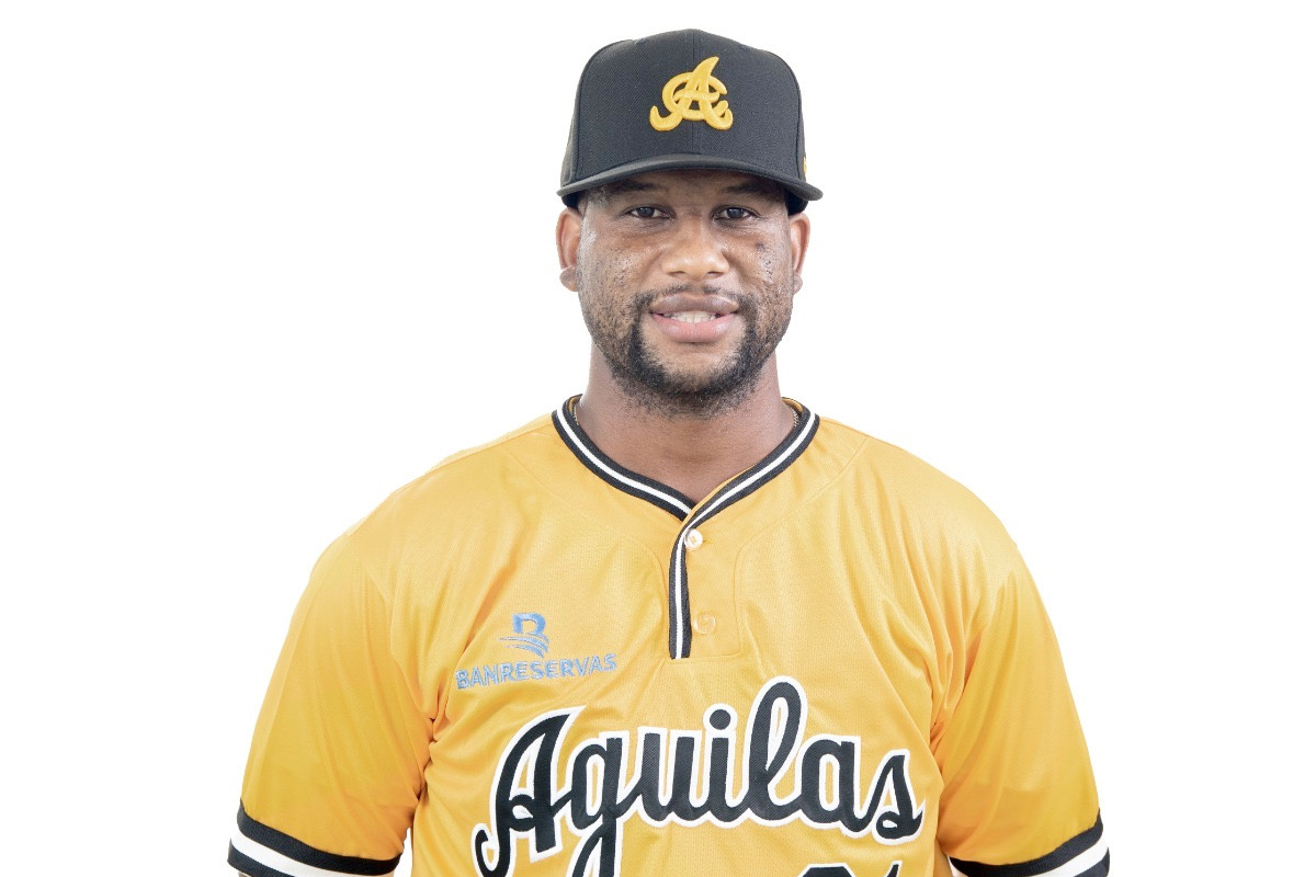 Águilas anuncian a Manny García como su dirigente para la temporada 2024-25.
