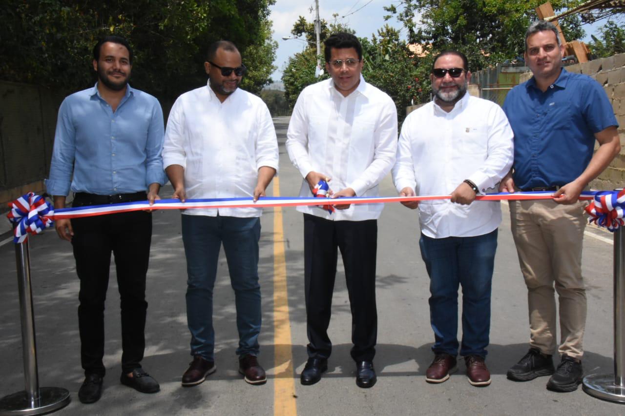 Ministro de Turismo inaugura obra en Jarabacoa por un monto superior a los 80 millones de pesos