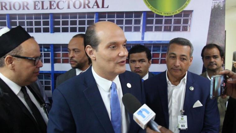 TSE se reserva fallo demanda en impugnación de resolución de la JCE interpuesta por Ramfis Domínguez Trujillo