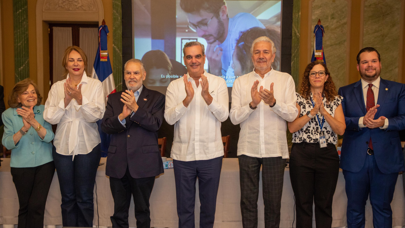 Poder Ejecutivo emite decretos crea el “Santuario Marino Orlando Jorge Mera” y amplía límites del Santuario de Mamíferos Marinos Bancos de La Plata y La Navidad