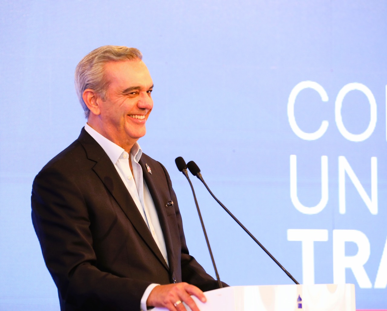 Presidente Abinader presenta logros sobre transparencia gubernamental