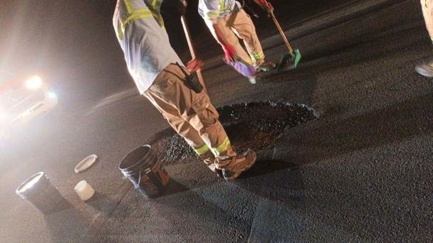 Cierran pista de aterrizaje en el AILA por un «desprendimiento en el asfalto»