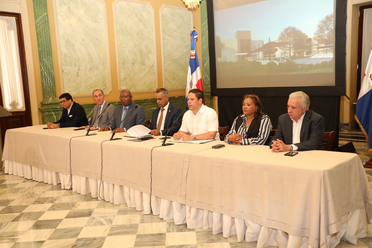 Presidente Abinader instruye construcción de Centro UASD en Santo Domingo Este