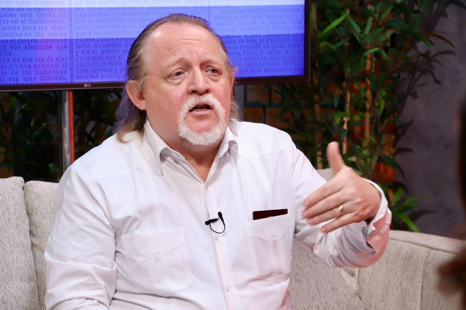 Economista Henri Hebrard dice RD necesita una reforma fiscal, no tributaria