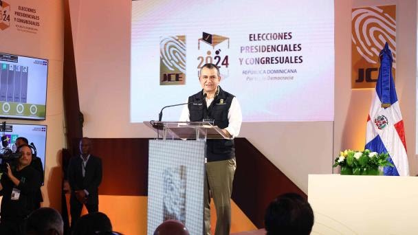 El presidente de la JCE destacó la participación cívica y activa de los dominicanos en las elecciones