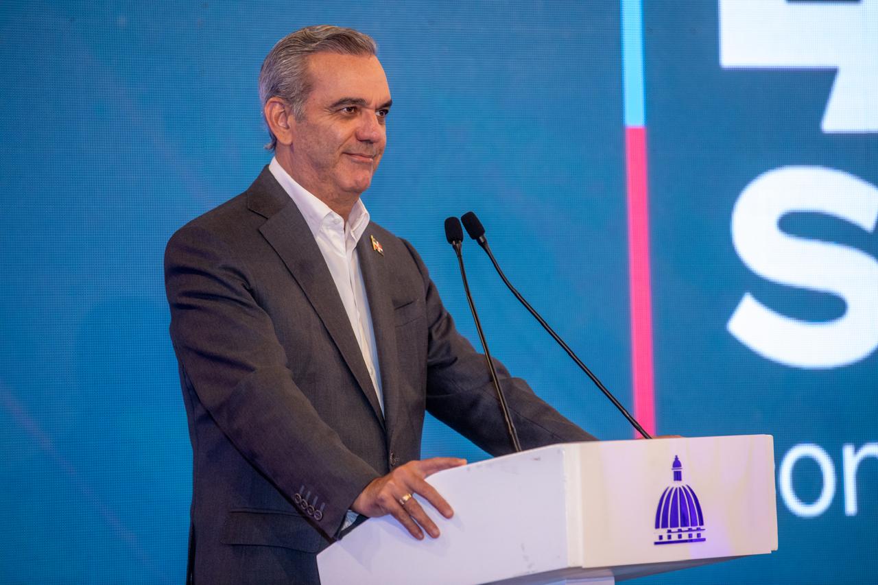 Presidente Abinader habla de los resultados de su viaje a Europa