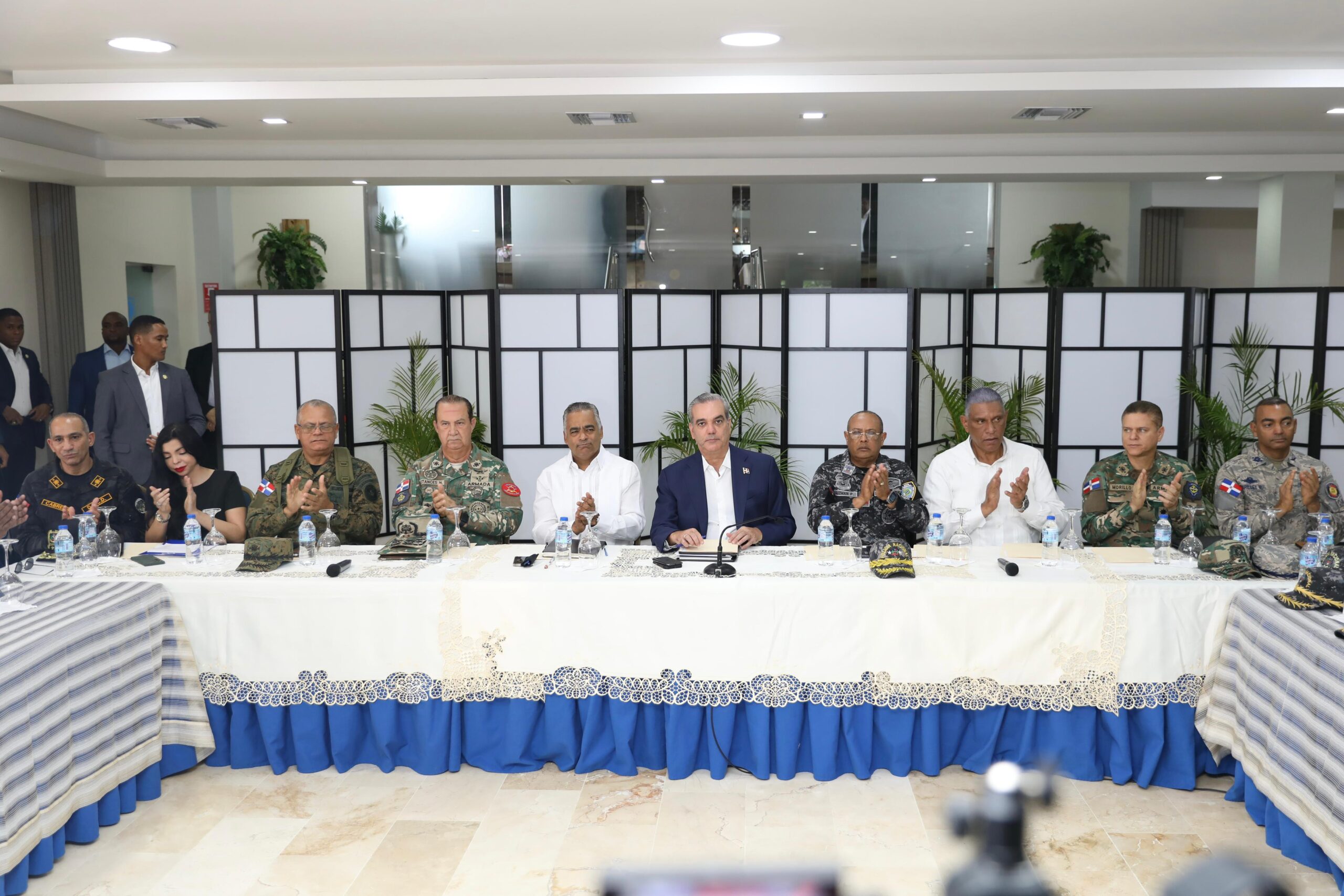 Presidente Abinader encabeza reunión de seguimiento al Plan de Seguridad Ciudadana