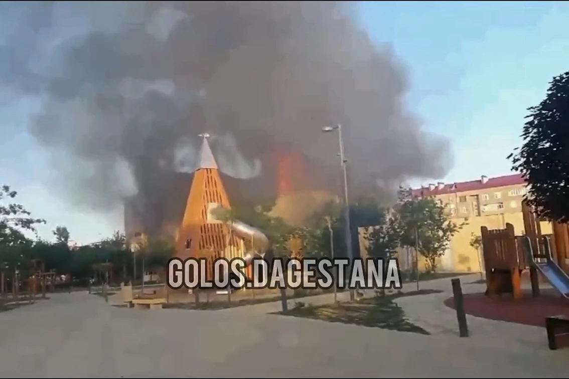 Más de 15 policías y varios civiles son asesinados por hombres armados en región rusa de Daguestán
