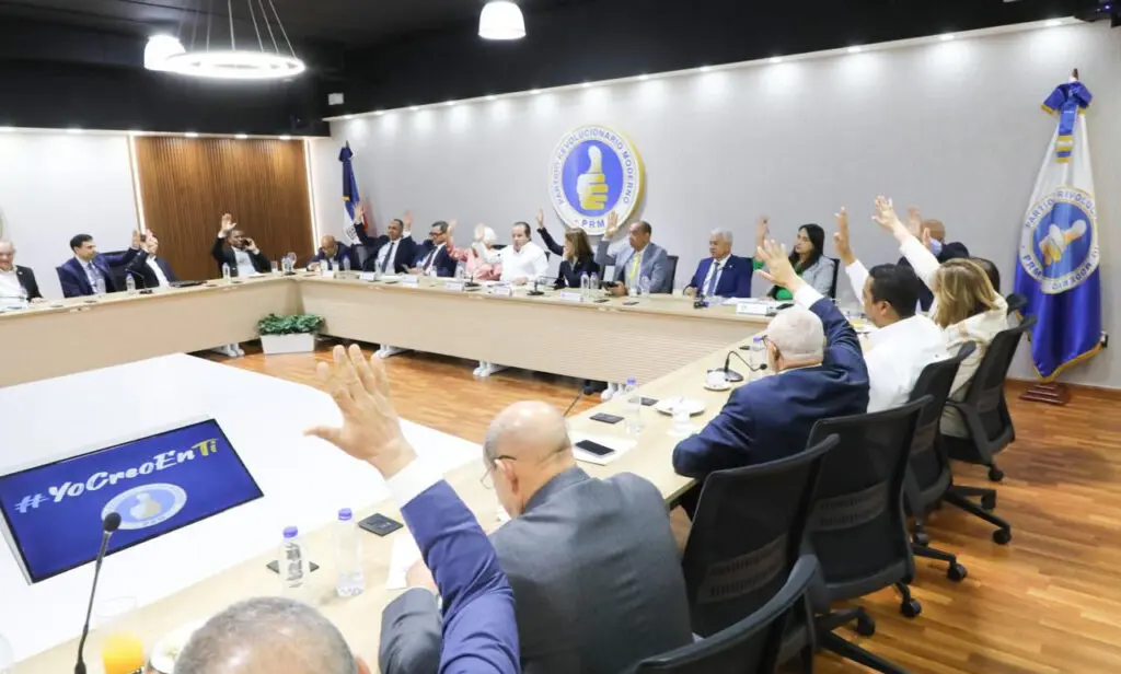 PRM propondrá continuidad de Ricardo de Los Santos y Alfredo Pacheco en Senado y Cámara de Diputados