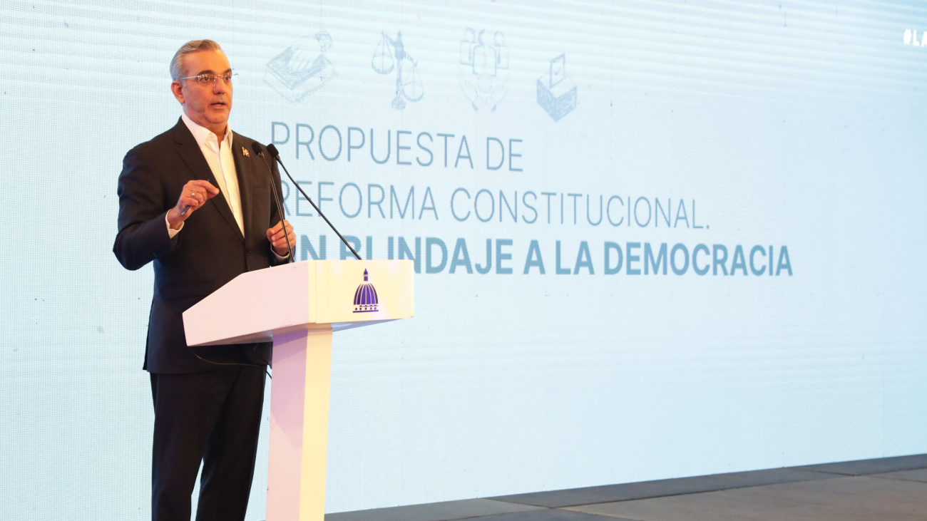 Presidente Abinader presenta propuesta de reforma constitucional en LA Semanal