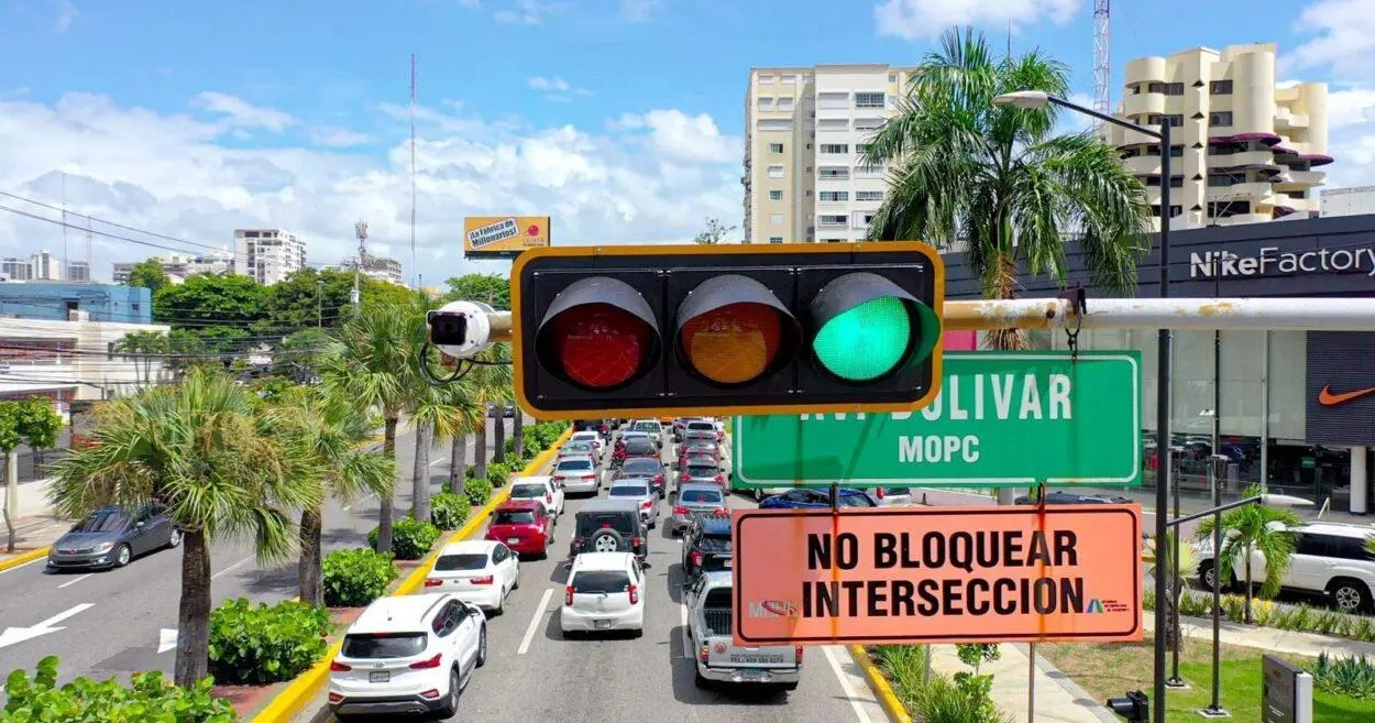 El Estado asume el control del sistema semáforico nacional