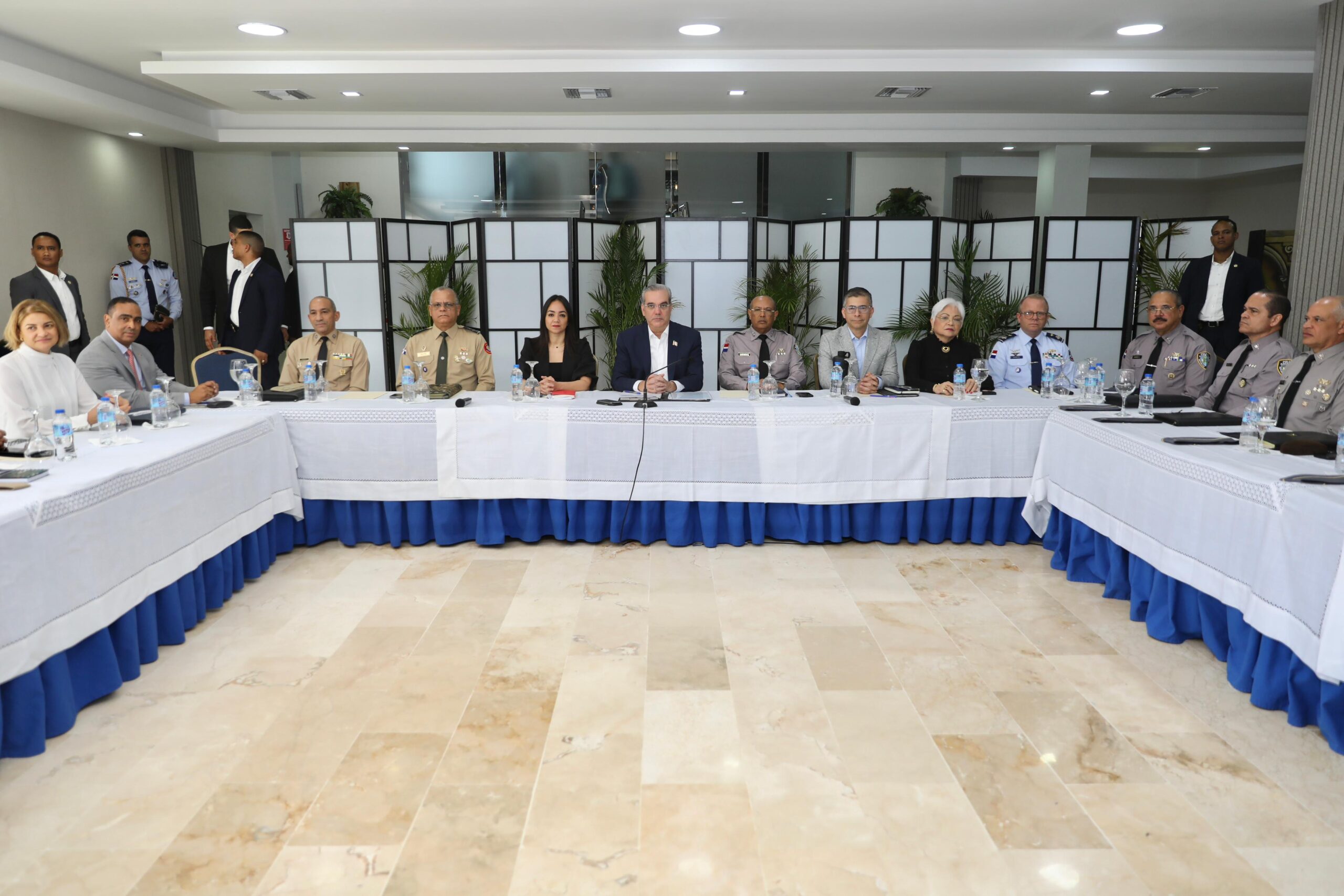 Presidente Abinader encabeza reunión de seguimiento al Plan de Seguridad Ciudadana