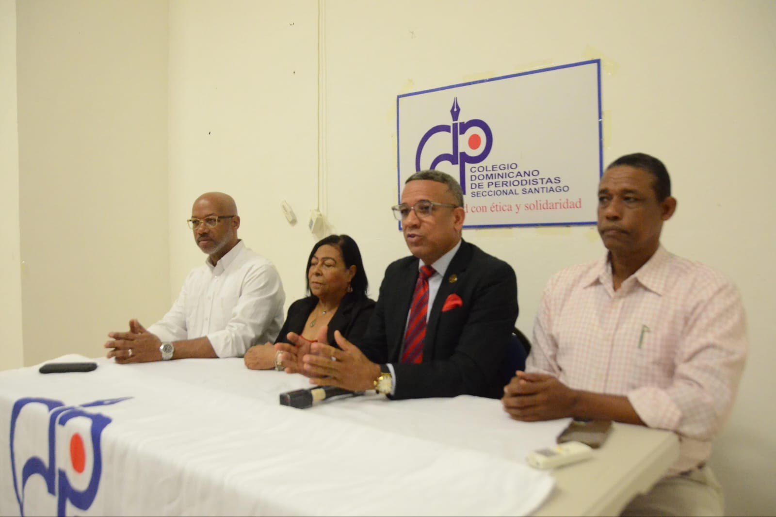 Gremios de la comunicación reiteran llamado protesta para este domingo
