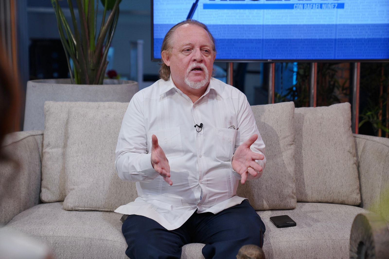 Henri Hebrard dice tras retiro del proyecto de reforma fiscal toca discutir espacio para el diálogo