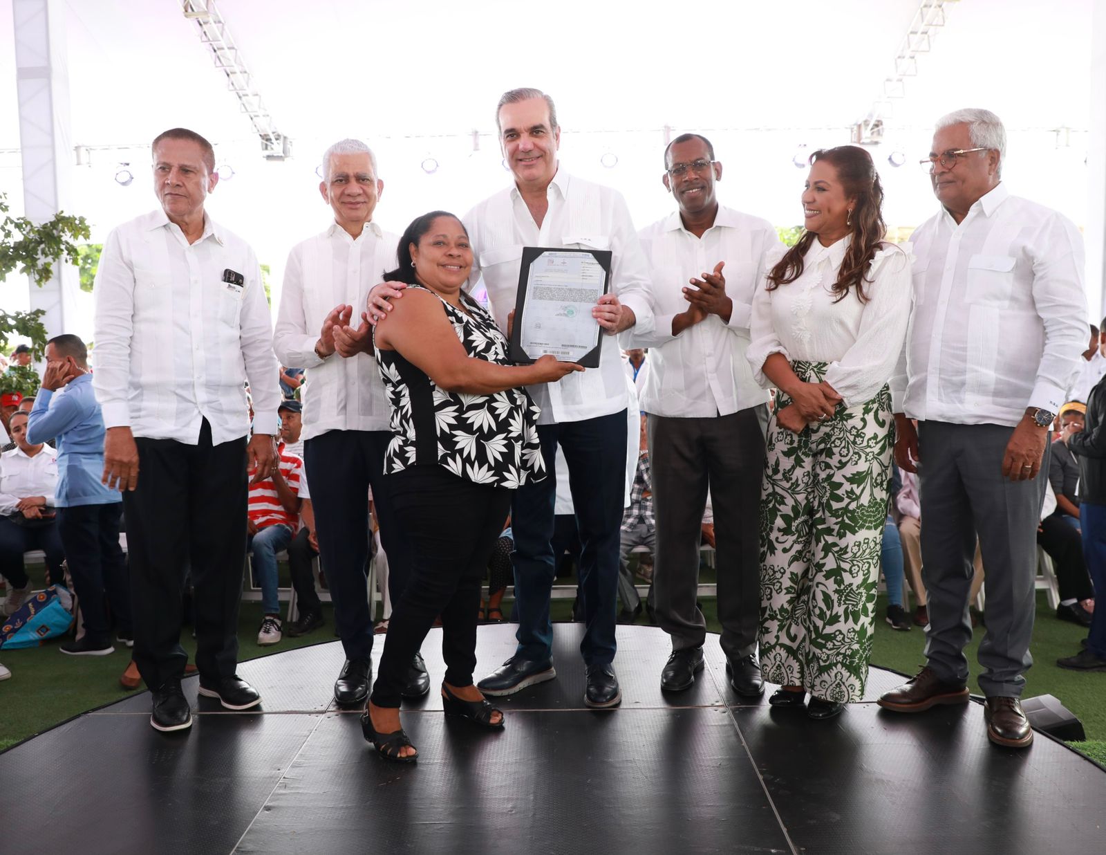 Gobierno de Luis Abinader ha invertido y ejecuta obras viales, reparación de viviendas, agua y agricultura por más de RD$2,900 millones en Sánchez Ramírez