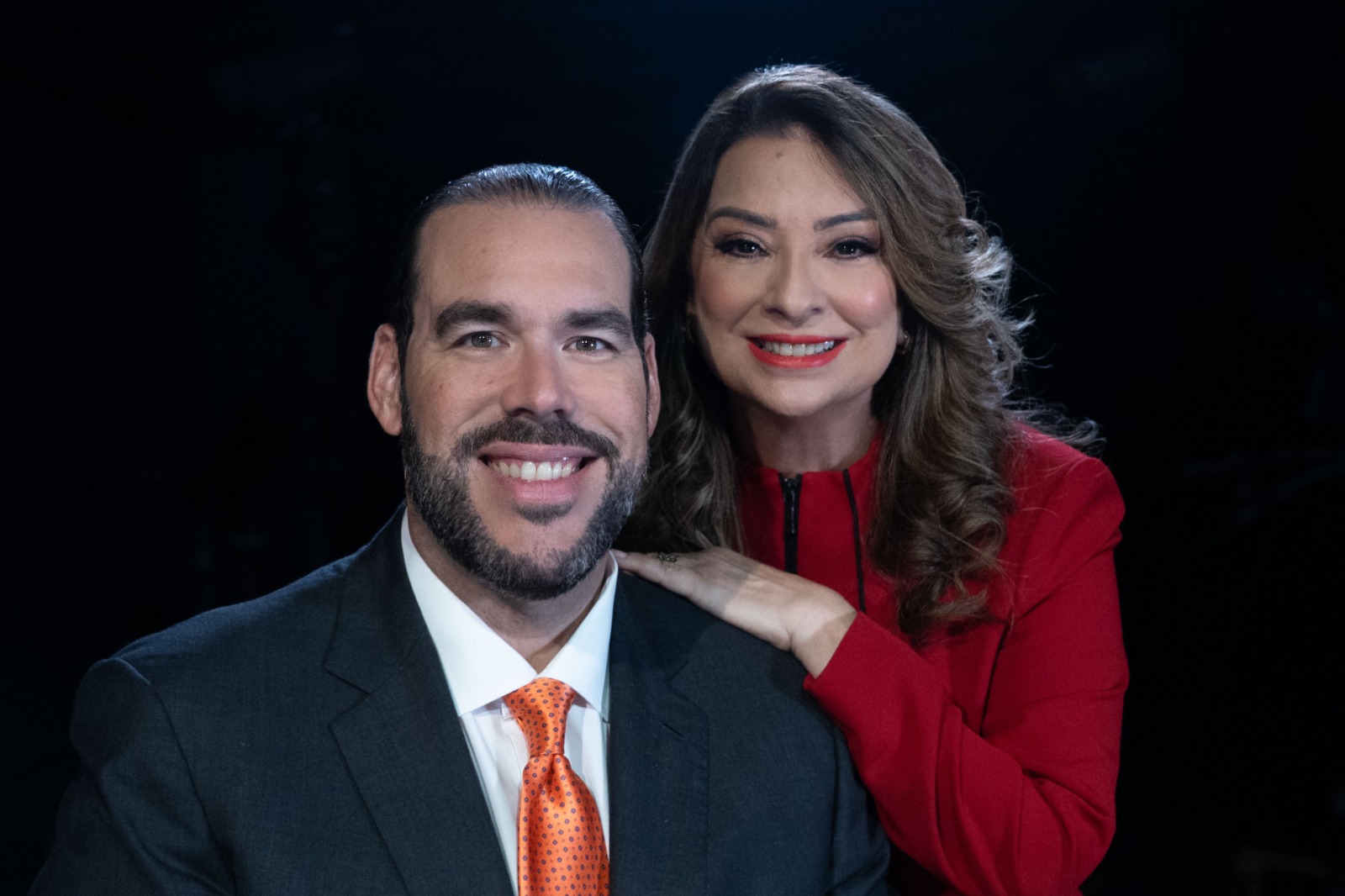 Víctor Gómez Casanova y Lisette Selman le ponen “La Mirada” al país y al mundo por RTVD